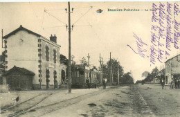 050524 - 87 BUSSIERE POITEVINE - La Gare - Train Wagon Chemin De Fer - Bussiere Poitevine