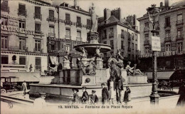 NANTES    ( LOIRE ATLANTIQUE )   FONTAINE DE LA PLACE ROYALE - Nantes