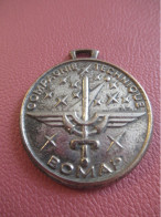 Porte-Clé Ancien/Militaria /Porte-Clé Ancien  /Compagnie Technique BOMAP/Bronze Nickelé  /Vers 1960-1980   POC783 - Key-rings