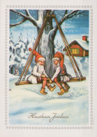 SANTA CLAUS CHRISTMAS Holidays Vintage Postcard CPSM #PAK404.GB - Santa Claus