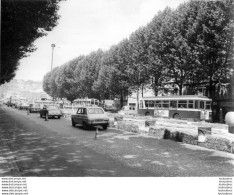 PARIS TRAVAUX EN 1969 TUNNEL PONT DE SAINT CLOUD A PLACE DE LA REINE A BOULOGNE  PHOTO KEYSTONE  24 X 18 CM - Places