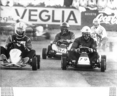 KARTING CHAMPIONNAT DU MONDE A MILAN VAINQUEUR GUILIO PERNIGOTTI SUR 200 CC PHOTO KEYSTONE FORMAT 24 X 18 CM - Sports