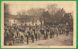 F1758  CPA  LANDIVISIAU (Finistère)  Le Champ De Foire   - Animée     ++++++++++++++++++++++++++++++++++++++++ - Landivisiau