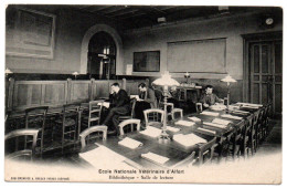 Ecole Nationale Vétérinaire. Bibliothèque. Salle De Lecture - Maisons Alfort