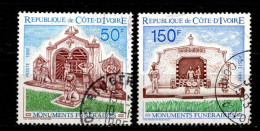 - COTE D'IVOIRE - 1992 -YT N° 897 + 899 - Oblitérés - Monuments Funéraires - Côte D'Ivoire (1960-...)