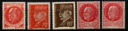 FRANCE    -   1941 .  Petit  LOT  De 5  Pétain  Neufs * - Ungebraucht