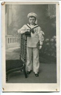 Ancienne Photo Carte (Studio) D'un Jeune Garçon En Tenue De Marin Communiant * Brassard De Communion Missel - Portretten