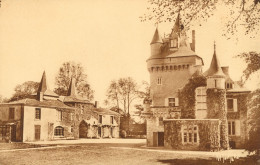 CPA-85- Château LES ROCHES-BARITAUD _ St-Germain-le-Prinçay *Edition Raymond Bergerin Ref.5354* 2scans - Autres & Non Classés