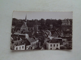 (Eure Et Loir - 28) -  NOGENT-le-ROI  - Panorama - L'Eglise Et Le Château...........voir Scans - Nogent Le Roi