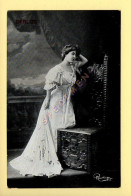 DERLIZE - Artiste 1900 – Femme - Photo Reutlinger Paris (voir Scan Recto/verso) - Artiesten