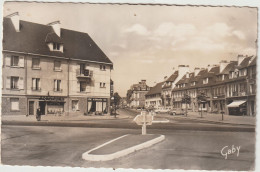 Calvados : CONDE Sur NOIREAU : Carrefour De La  Victoire Et Rue De Vire - Sonstige & Ohne Zuordnung