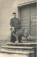 SUISSE  -  LES SAMARITAINS DU GRAND ST BERNARD -  CHIENS - Cani