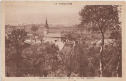 Orne : Env.  De  Flers :  MONTILLY Sur  Noireau : Vue  Du  Village - Sonstige & Ohne Zuordnung