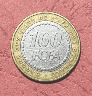 Central African States, 2006- 100 FCFA- Bimetallic Stainells Steel Centre, Ring In Brass- Obverse Denomination. - Other - Africa