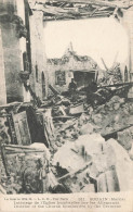 SOUAIN : LA GUERRE 1914-18 - INTERIEUR DE L'EGLISE BOMBARDEE PAR LES ALLEMANDS - Souain-Perthes-lès-Hurlus