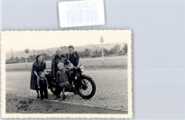 51303907 - Kind Frau Foto-Karte - Motos