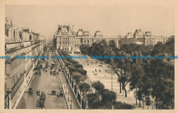 R031584 Paris. A View On The Rue De Rivoli The Tuileries And The Louvre. Yvon - Wereld