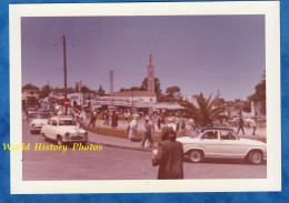 Photo Ancienne Snapshot - TANGER , Maroc - Le Grand Socco - Automobile à Identifier - Afrique Rue - Automobiles