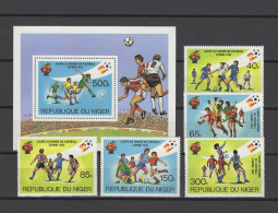 Niger 1981 Football Soccer World Cup Set Of 5 + S/s MNH - 1982 – Espagne
