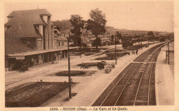 (60) NOYON La Gare Et Les Quais, Railway, Bahnhof Wagon, Charette Voie Ferré (Oise) - Noyon