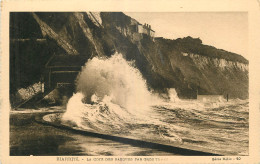 64 -  BIARRITZ  -   LA COTE DES BASQUES PAR GROS TEMPS - Biarritz