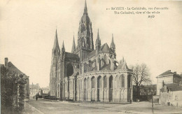 14 -  BAYEUX -  LA CATHEDRALE - VUE D'ENSEMBLE - Bayeux