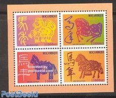 Mozambique 2002 Year Of The Horse 4v M/s, Mint NH, Nature - Various - Horses - New Year - Nouvel An