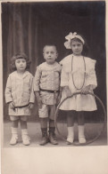 Foto Cartolina D'epoca - Tematica Bambini  Con Giocattolo - Anonyme Personen