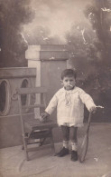 Foto Cartolina D'epoca - Tematica Bambini  Con Giocattolo - Anonyme Personen