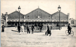 45 ORLEANS - La Gare Et Place Alber 1er  - Orleans