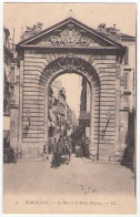 (33) Bordeaux 084, LL 61, La Rue Et La Porte Dijeaux, Dos Non Divisé - Bordeaux