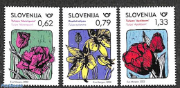 Slovenia 2022 Tulips 3v, Mint NH, Nature - Flowers & Plants - Eslovenia