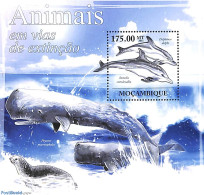 Mozambique 2011 Sea Mammals S/s, Mint NH, Nature - Sea Mammals - Mosambik