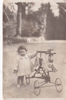 Foto Cartolina D'epoca - Tematica Bambini  Con Giocattolo - Personnes Anonymes