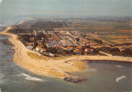 17 Plage De Perroche Dolus-d'Oléron  (Scans R/V) N° 21 \MO7002 - Ile D'Oléron