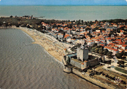 17 FOURAS La Plage Et Le Sémaphore  (Scans R/V) N° 2 \MO7004 - Fouras-les-Bains