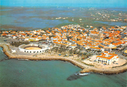 SAINTES MARIES De La MER Vue Aérienne De La Camargue Non Circulé (scan R/V) N° 35 \MO7021 - Saintes Maries De La Mer