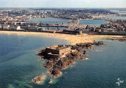 35 SAINT MALO  Le Fort National Et La Ville Close  Carte Vierge Non Circulé (Scan R/V ) N° 4 \MO7025 - Saint Malo
