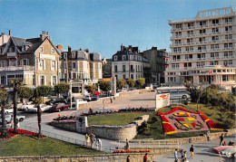 35 DINARD Le Boulevard Féart   Carte Vierge Non Circulé (Scan R/V )n° 13 \MO7026 - Dinard