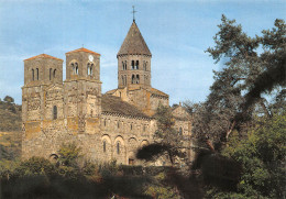 63 SAINT NECTAIRE L'église Romane Coté Sud Et Façade (Scans R/V) N° 5 \MO7030 - Saint Nectaire