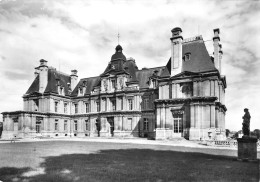 78 MAISON LAFFITTE Façade Coté Cour Carte Vierge Non Circulé éditions Des Musées    (Scans R/V) N° 37 \MO7038 - Maisons-Laffitte