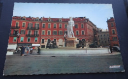 Nice - La Place Masséna Et La Fontaine Du Soleil - Editions "La Cigogne", Monaco - Markten, Pleinen