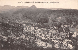 63 LE MONT DORE  Vue Générale Et Le Capucin   (Scans R/V) N° 36 \MO7042 - Le Mont Dore