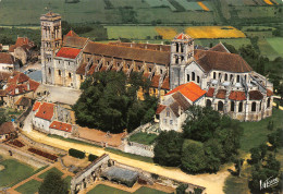 89 VEZELAY Vue Aérienne De La Basilique  Carte Vierge Non Circulé éditions Valoire (Scans R/V) N° 41 \MO7044 - Vezelay