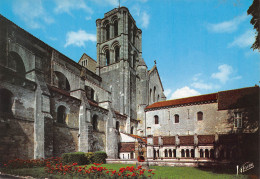 89 VEZELAY  La Basilique  Carte Vierge Non Circulé éditions Valoire (Scans R/V) N° 43 \MO7044 - Vezelay