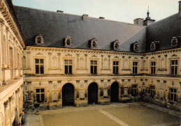 89 ANCY LE FRANC Cour Intérieure Du Chateau Carte  Vierge Non Circulé éditions Lefevre (Scans R/V) N° 68 \MO7047 - Ancy Le Franc