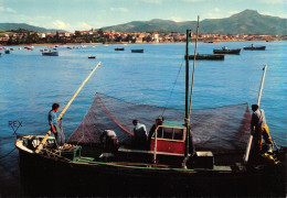 64 HENDAYE Pêcheurs Sur Le Port De La Floride Carte Vierge Non Circulé éditions REX (Scans R/V) N° 2 \MO7059 - Hendaye