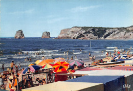 64 HENDAYE   La Plage Et Les Jumeaux Carte Vierge Non Circulé éditions CD (Scans R/V) N° 17 \MO7059 - Hendaye