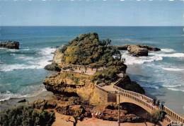 64 BIARRITZ  Le Basta Carte Vierge Non Circulé éditions Iris (Scans R/V) N° 8 \MO7061 - Biarritz