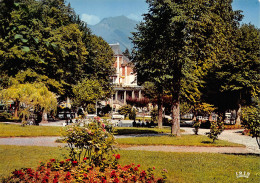 64 EAUX BONNES Le Jardin Et La Casino Carte Vierge Non Circulé éditions Théojac (Scans R/V) N° 37 \MO7064 - Eaux Bonnes